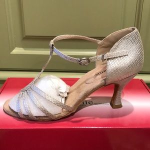 Stephanie Professional Dance Shoes Silver s 9 2.5”